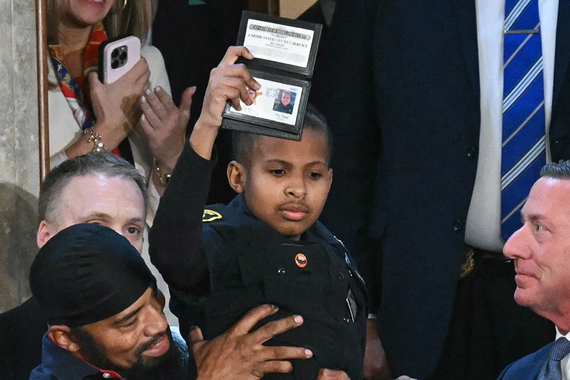13-year-old brain cancer patient DJ Daniel sworn in as ‘honorary’ ICE and Border Patrol agent – One America News Network
