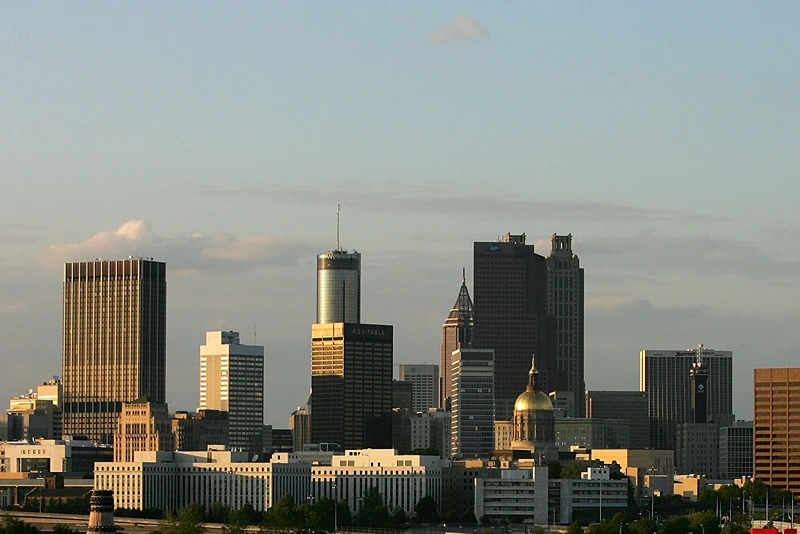 The Atlanta skyline sits beyond Turner Field before the start of the New York Mets versus Atlanta Braves during the Braves home season opening game at Turner Field April 6, 2007 in Atlanta, Georgia. (Photo by Streeter Lecka/Getty Images)