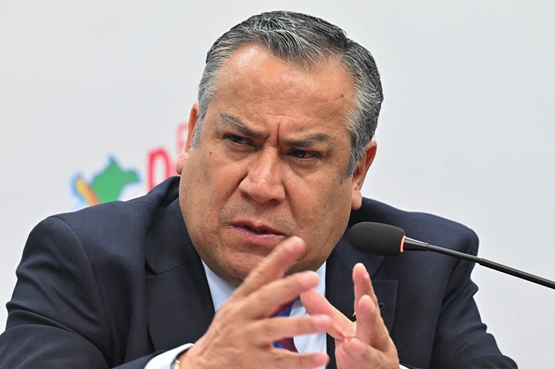 Peru's Chief of Staff Gustavo Adrianzen speaks during a briefing with foreign media in Lima on November 21, 2024. (Photo by Cris BOURONCLE / AFP) (Photo by CRIS BOURONCLE/AFP via Getty Images)