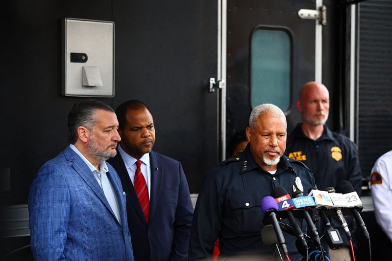 Dallas Police reveal accused shooter’s ‘anti-ICE’ messages at press conference – One America News Network