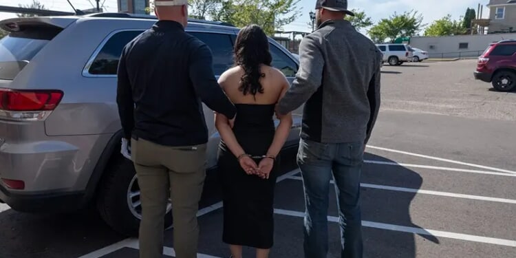 UCIS – Federal authorities apprehend aliens in USCIS large-scale immigration fraud operation