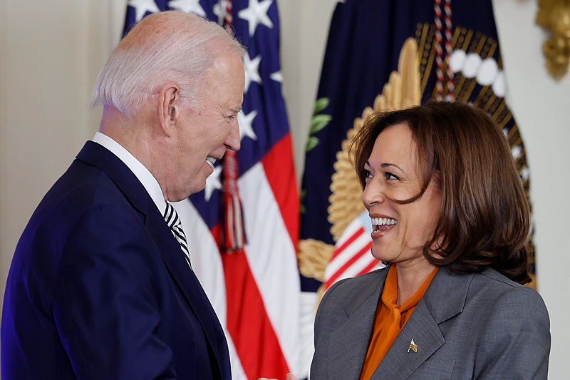 Internal WH communications reveal Biden outsourced pardons to VP Kamala Harris – One America News Network
