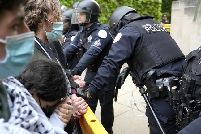 Nearly 100 Shot in Chicago Over Two Weeks; Trump Condemns Violence – PJ Media