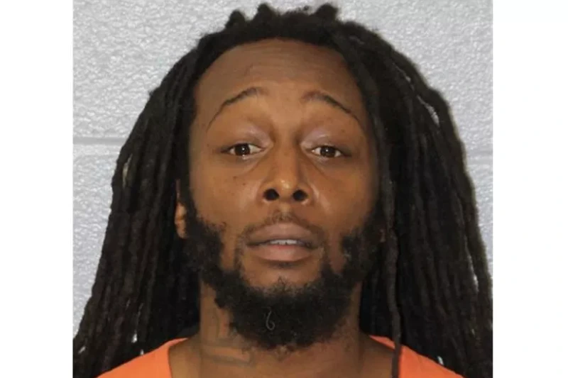 The suspect, 34-year-old Decarlos Brown Jr. - Mecklenburg County Sheriff