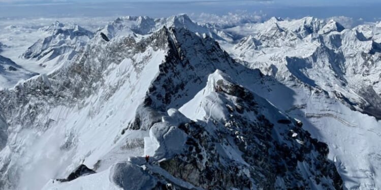 Hundreds of hikers still stranded on Mount Everest after storm, 2 dead – One America News Network