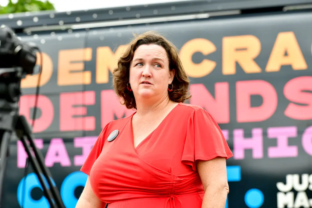 Democrat California governor candidate Katie Porter threatens to walk out of interview in viral video – One America News Network