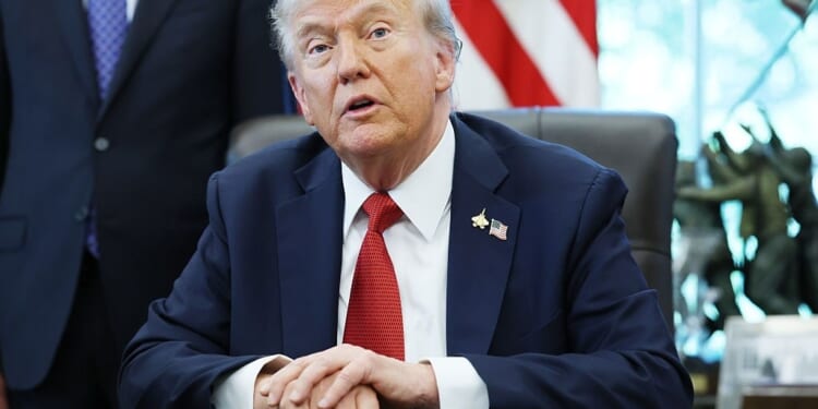 Hey, Economists, Where Is the Trump Recession?