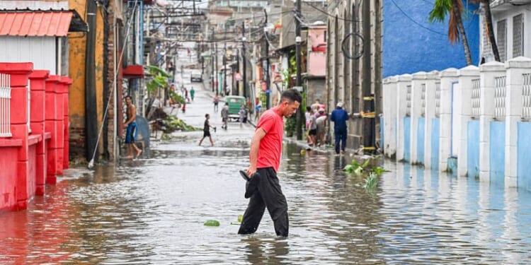 Hurricane Melissa kills dozens in Haiti and Jamaica, strikes Cuba as it heads toward the Bahamas – One America News Network