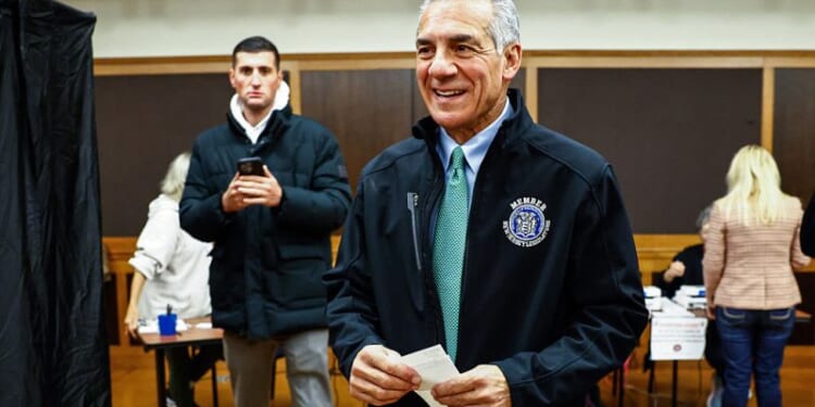 N.J. Gov. candidate Ciattarelli votes early – One America News Network