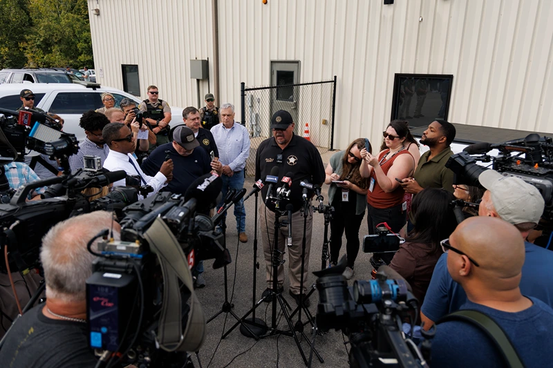 MCEWEN, TENNESSEE - OCTOBER 10: Humphreys County Sheriff Chris Davis speaks to media at Accurate Energetic Systems on October 10, 2025 in McEwen, Tennessee. An explosion this morning at Accurate Energetic Systems military munitions plant has left over a dozen people missing, with multiple fatalities reported. (Photo by Brett Carlsen/Getty Images)