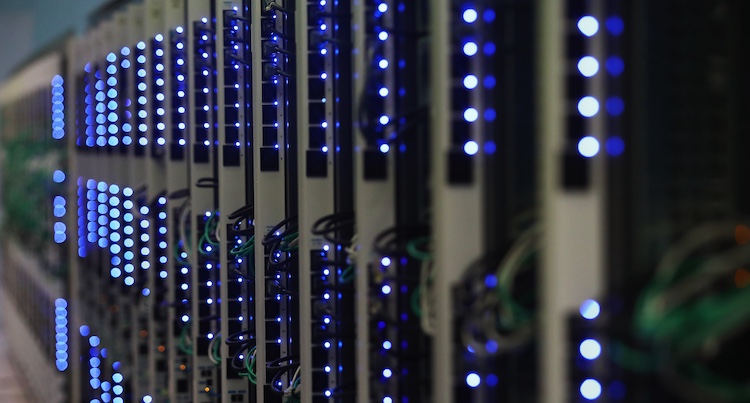 Amazon’s Outage and the Future of War – Commentary Magazine