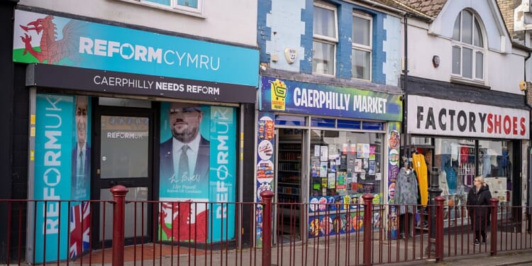 Caerphilly is crumbling to Reform