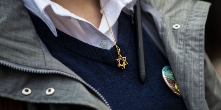 Can Jews now be arrested for wearing a Star of David?