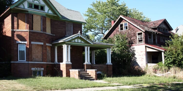 Class Struggle - The American Mind