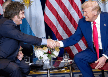 Closing a Central Bank: Comment on Bagus