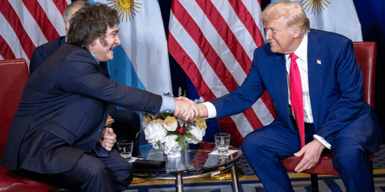 Closing a Central Bank: Comment on Bagus