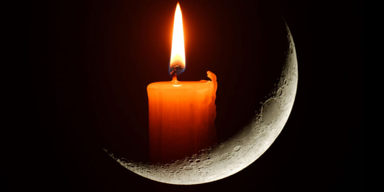 Ex-Psychic Issues Halloween Warning, Slams 'Demonic' Evil of Ouija Boards, Tarot Cards