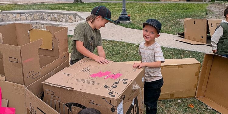 Horseshoe Mountain fort day