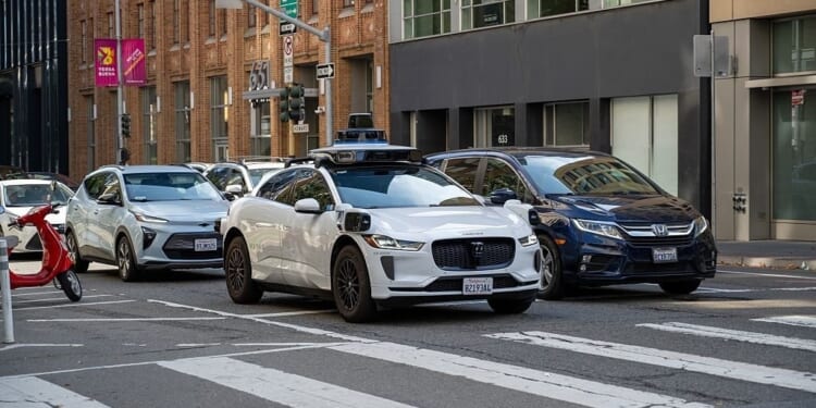 GM to Offer ‘Eyes-Off’ Vehicles in Near Future