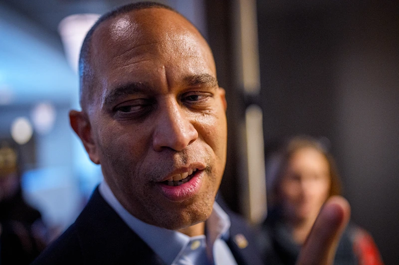 WASHINGTON, DC - OCTOBER 14: House Minority Leader Hakeem Jeffires (D-NY) speaks to reporters as he leaves a news conference at the U.S. Capitol Building on October 14, 2025 in Washington, DC. The government remains shut down after Congress failed to reach a funding deal 14 days ago. (Photo by Andrew Harnik/Getty Images)