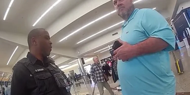 Body camera footage of officers confronting Billy Joe Cagle - Atlanta Police Department