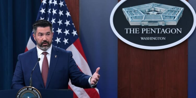 New Pentagon Press Rules Throw Conservative Media Into a Tizzy