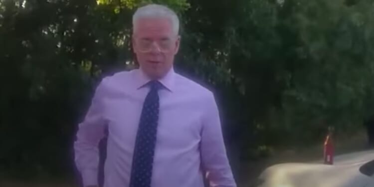 Senior Assistant Commonwealth’s attorney Eric Clingan was captured on police bodycam footage drinking in public at 8 a.m. on Aug. 8 in Fairfax County, Virginia, but he was given special treatment by the officers.