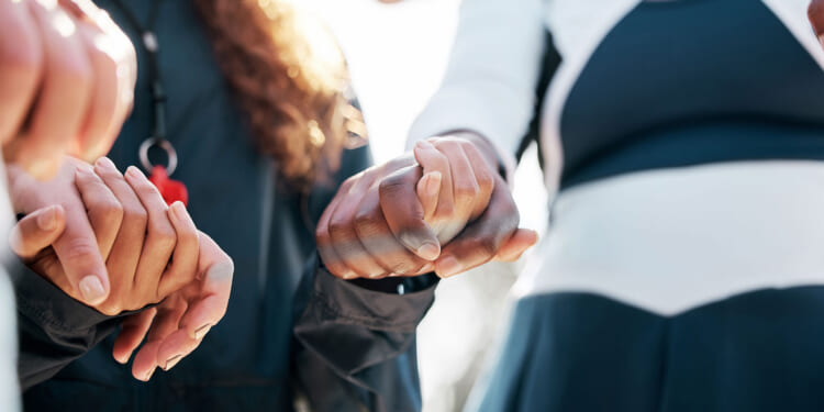 'Radically Transformed': Hundreds of Fraternity, Sorority Members Trade Party Life for Eternal Life