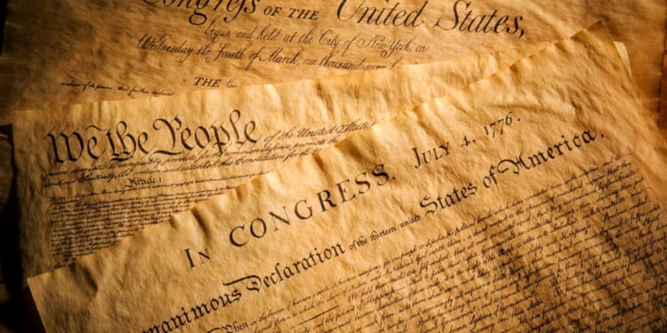 Rothbard on the Constitution | Mises Institute