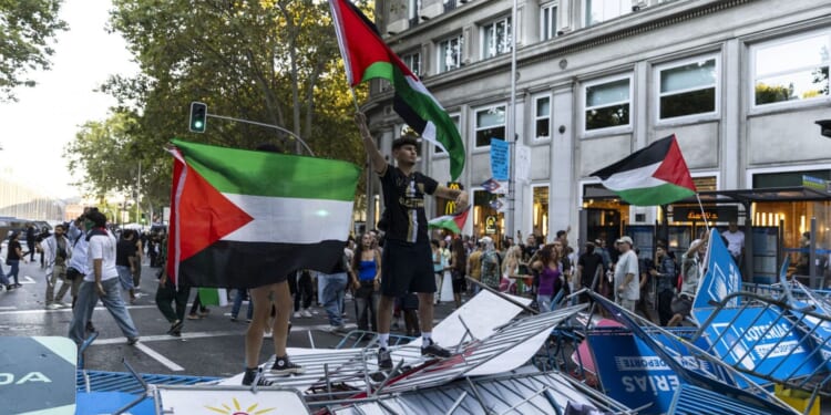 Spain has succumbed to Palestine mania