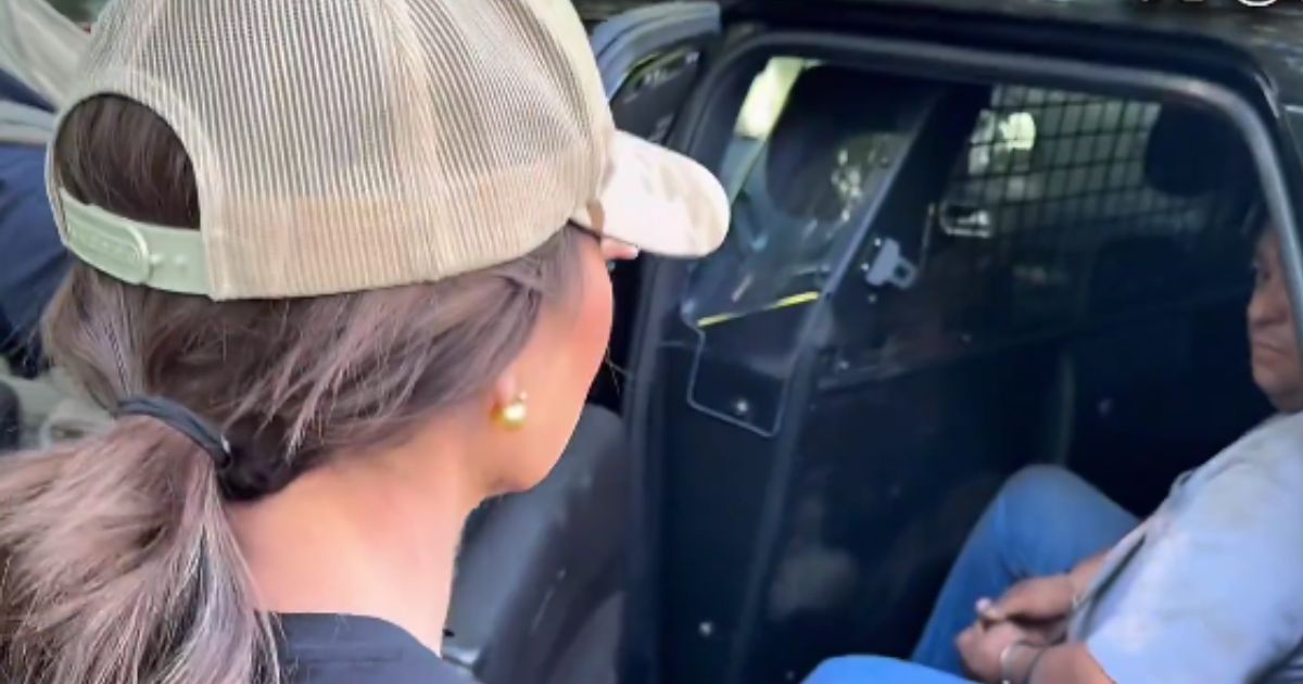 In Oregon, DHS Secretary Kristi Noem confronted an illegal immigrant in ICE custody who has been convicted of sex crimes with a minor.