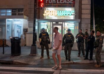 Sandwich-throwing D.C. man cleared of misdemeanor assault charges – One America News Network