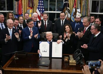President Trump signs bill to re-open the govt – One America News Network