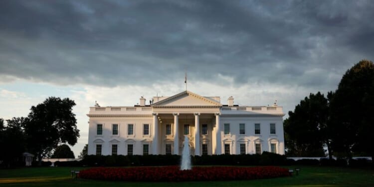 WH on lockdown after multiple National Guard troops shot nearby – One America News Network