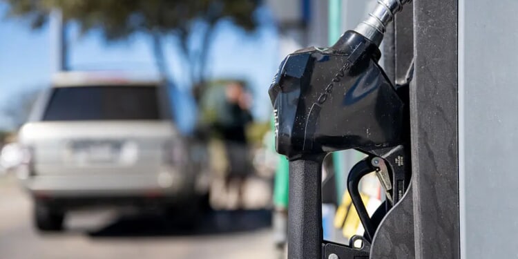 Gas prices hit lowest point since 2021 – One America News Network