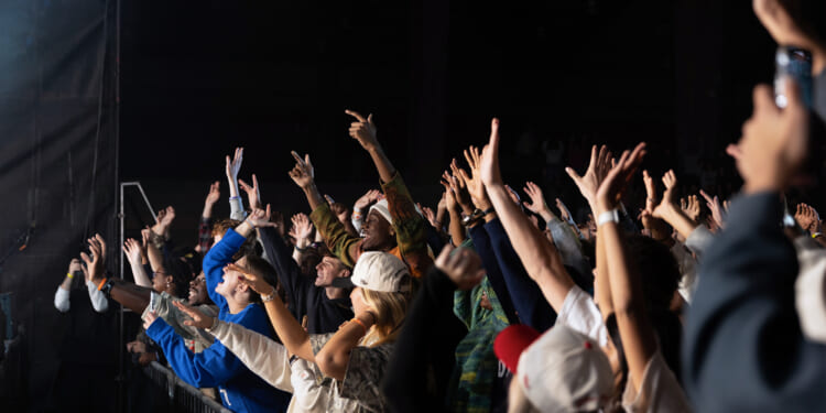 6,000 Students 'Fully Surrender Their Lives to Jesus' At UniteUS Clemson University: 'It's Revival'