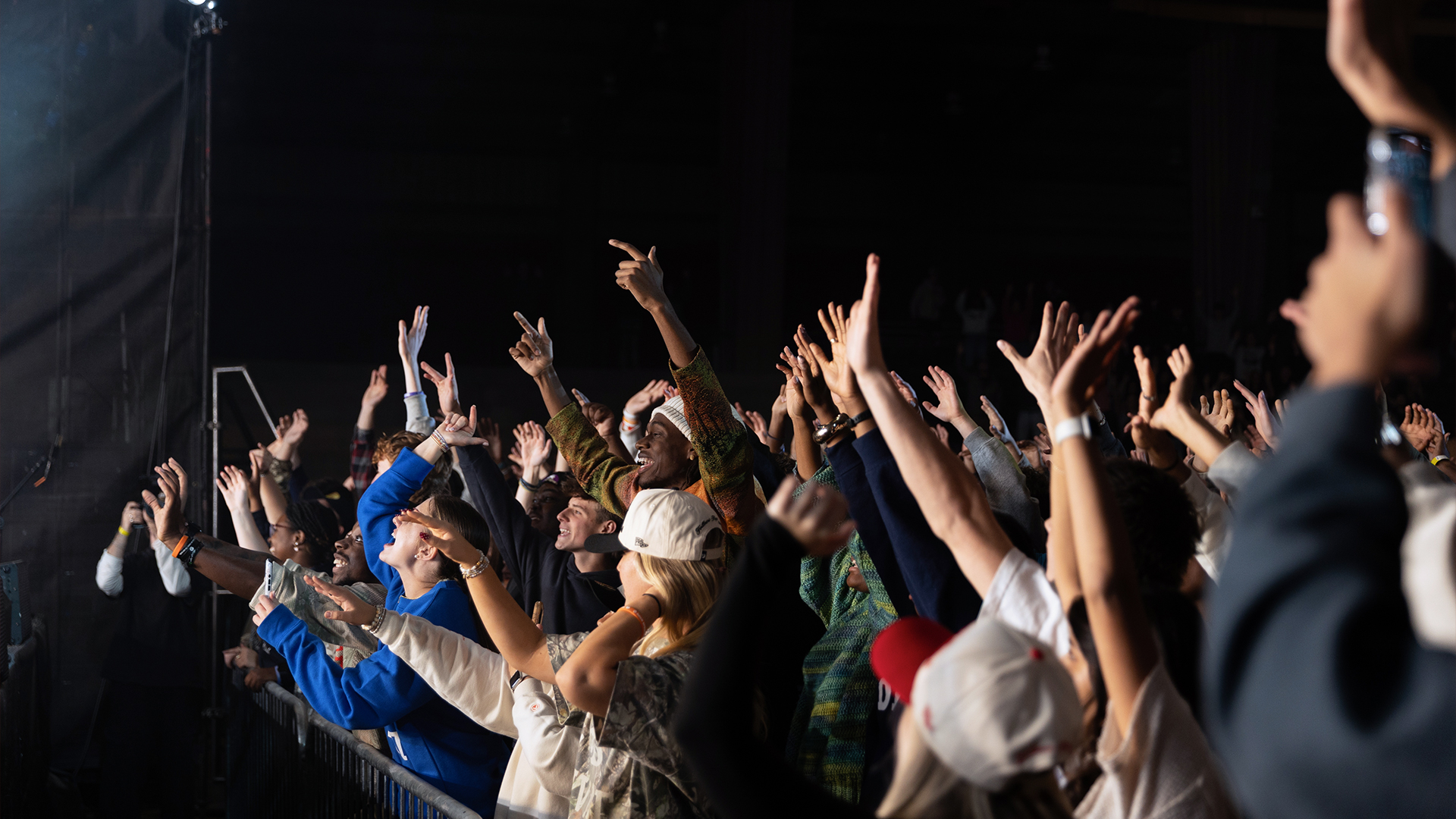 6,000 Students 'Fully Surrender Their Lives to Jesus' At UniteUS Clemson University: 'It's Revival'