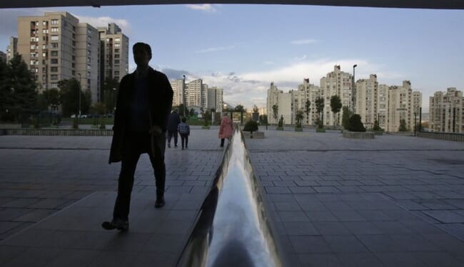 Bosnian War Criminal Pleads Guilty to Lying for U.S. Citizenship – PJ Media