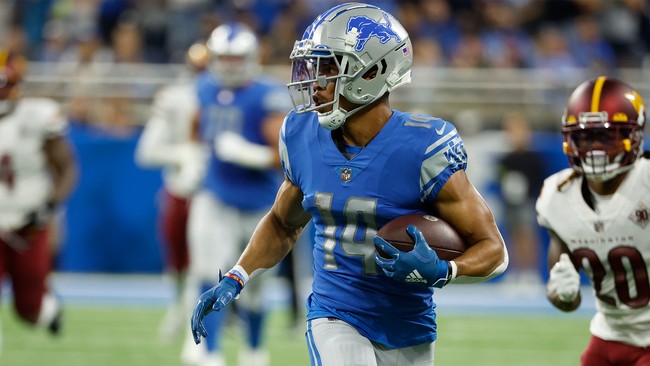 Detroit Lions Star Capitulates to Leftist Rage Mob, Apologizes for Being a Normal Guy – PJ Media