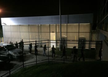 Four Officers Hurt, 21 Arrested at Broadview, IL ICE Facility – PJ Media