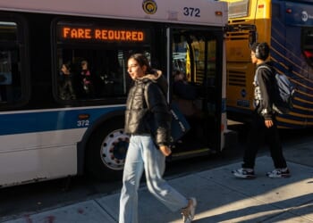 Hochul Puts the Brakes on Mamdani’s Free Buses