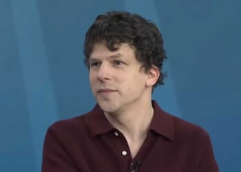 Hollywood Celebrity Donating Kidney to Complete Stranger: 'I'm So Excited'