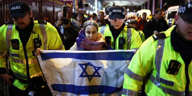 How the police used ‘fake claims’ to justify the ban on Maccabi Tel Aviv