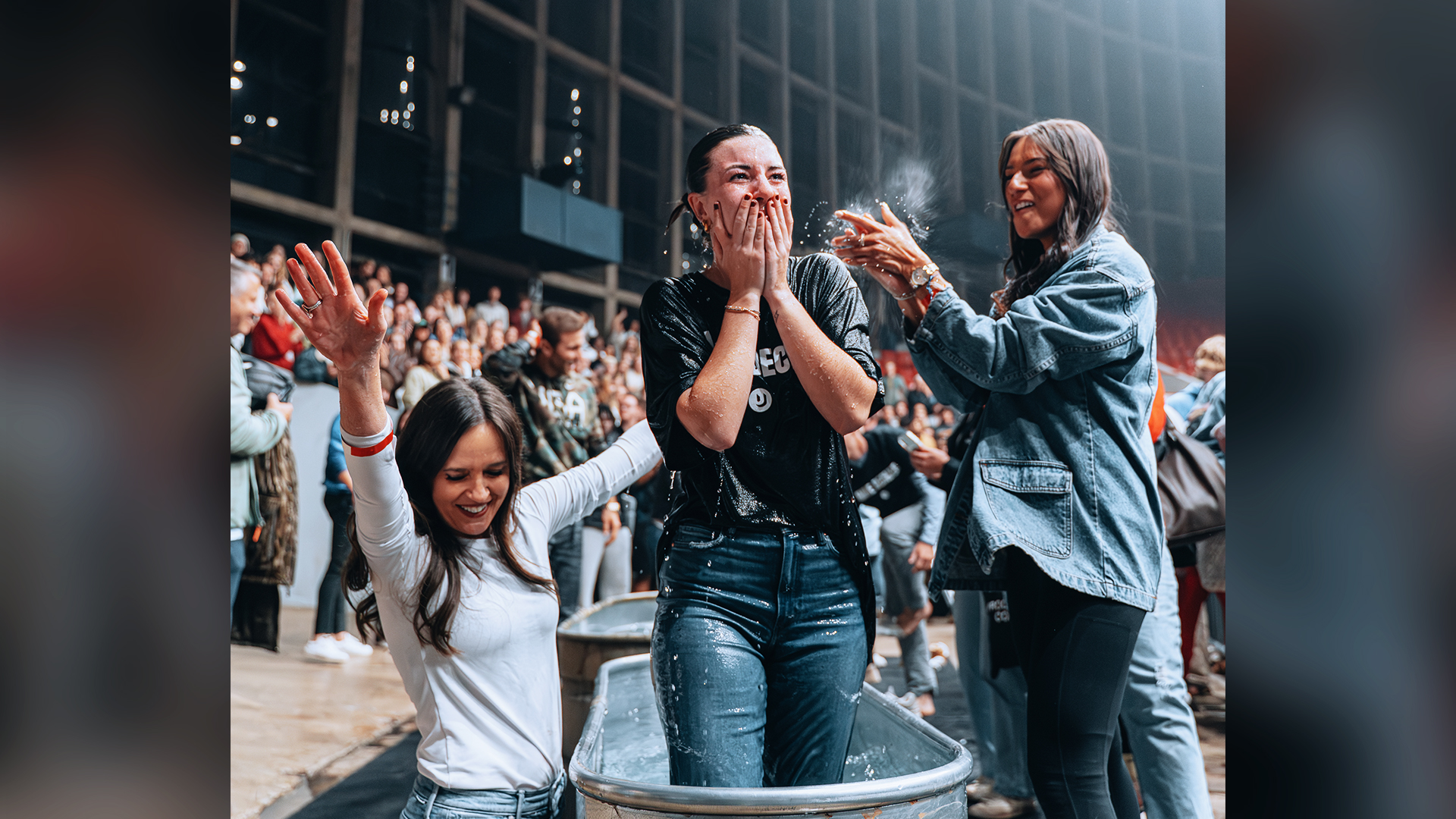 Hundreds Accept Christ as 6,000 Worship Jesus at NC State: 'All Glory to God'
