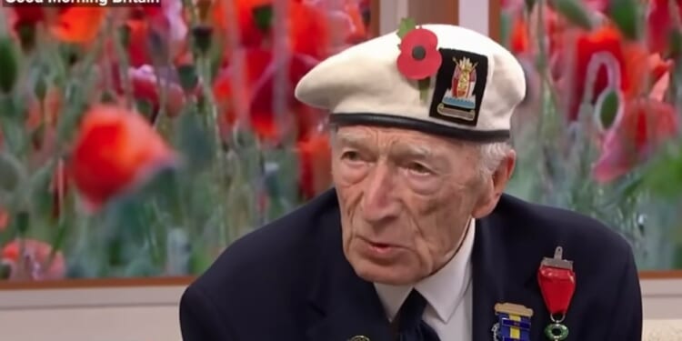 'It Wasn't Worth It!' 100-Year-Old WWII Vet Shocks TV Hosts on Remembrance Day