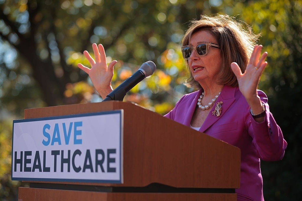 Nancy Pelosi Throws in the Towel as Geriatric Congress Rolls On