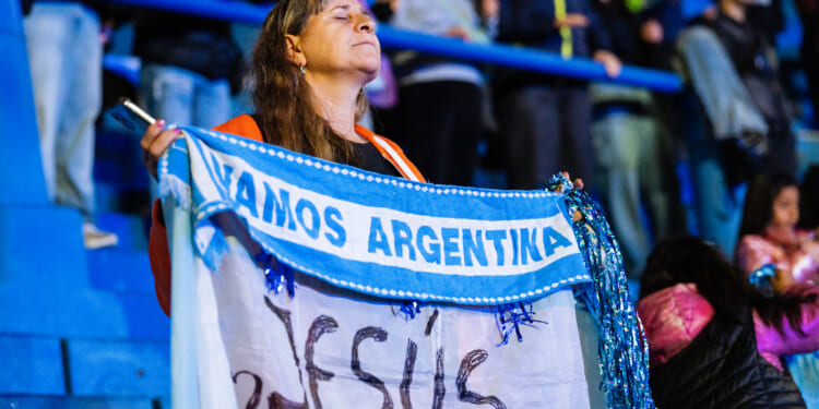 Nearly 75,000 Pack Stadium in Argentina for BGEA Gospel Crusade, 9,000 Make Decisions for Christ