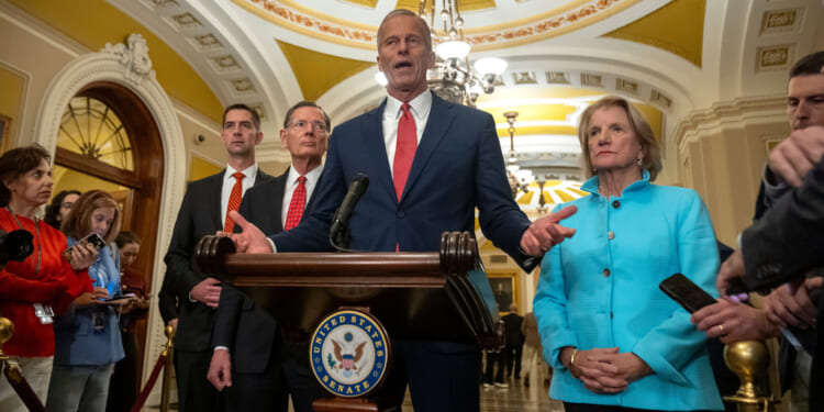 Senate Officially Votes to End Government Shutdown, Here's What Has to Happen Next