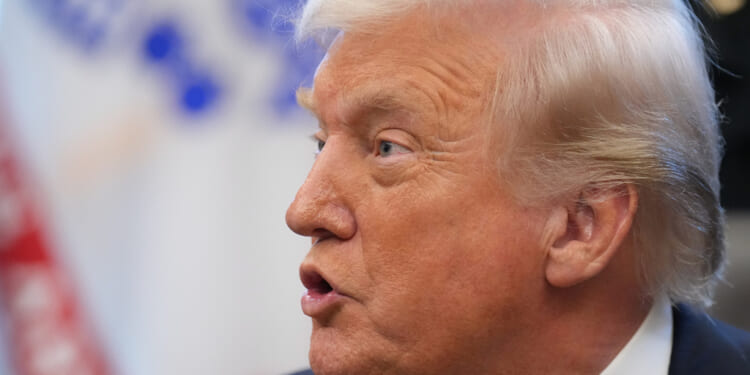 Tariff Dividend? Trump Wants to Give $2,000 to American Taxpayers