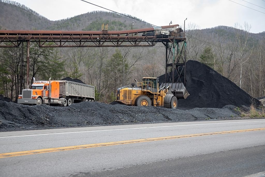 Trump Seeks to Make Coal Great Again
